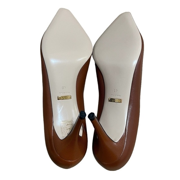 Gucci Zumi Gold and Silver Logo 75mm Leather Horsebit Pumps - Picture 8 of 8